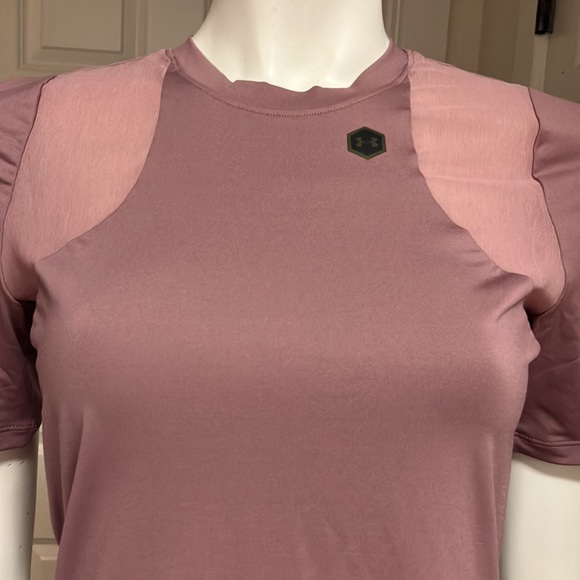 Under Armour Running/Athletic/Athleisure Top, M, NWT! - Picture 2 of 11